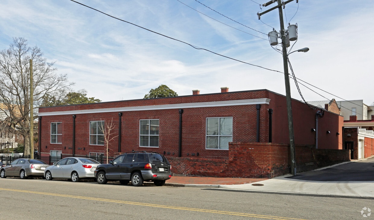 Building Photo - Pace King Warehouse