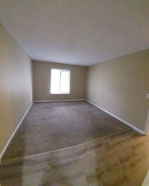Building Photo - 202 Foxtail Dr