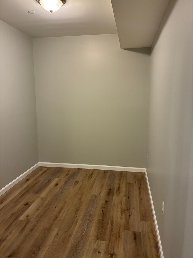 Photo - 1709 E St NE Apartment