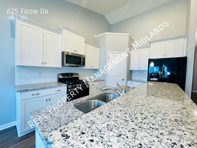 Building Photo - 625 Frow Dr