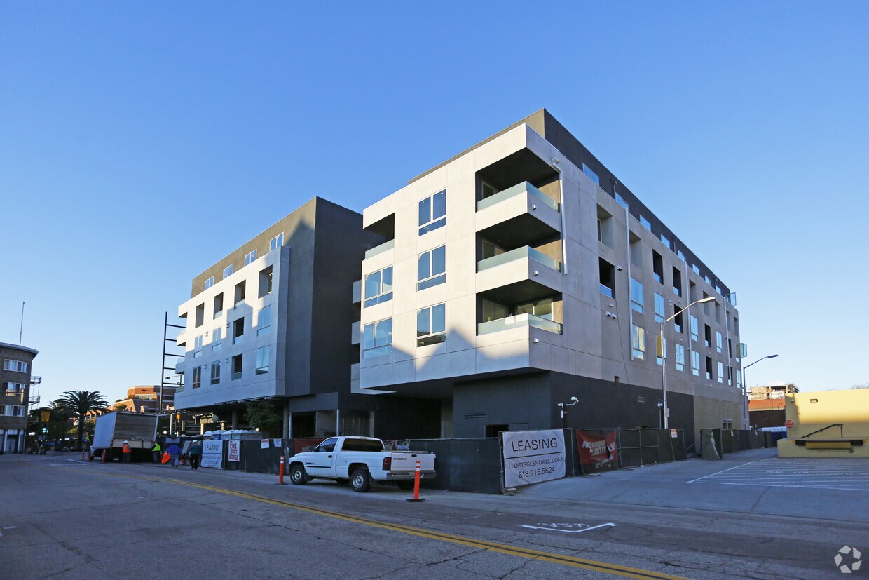 Edificio - Ace 121 Apartments