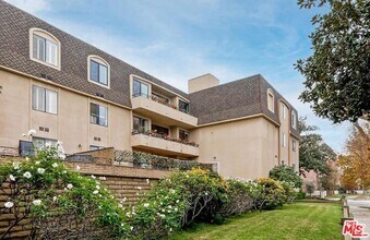 Building Photo - 1201 S Roxbury Dr