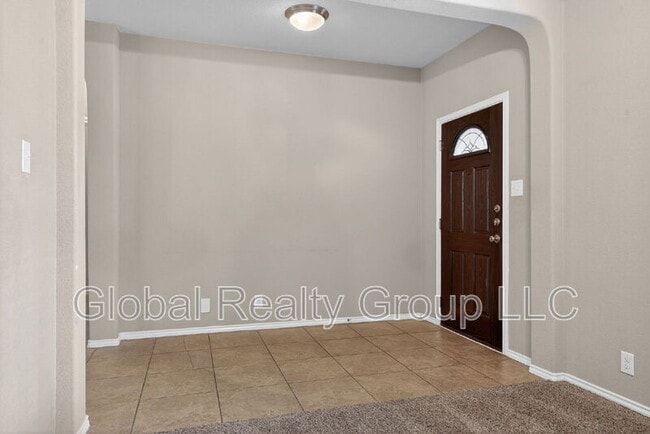 Building Photo - 201 Canyon Vista