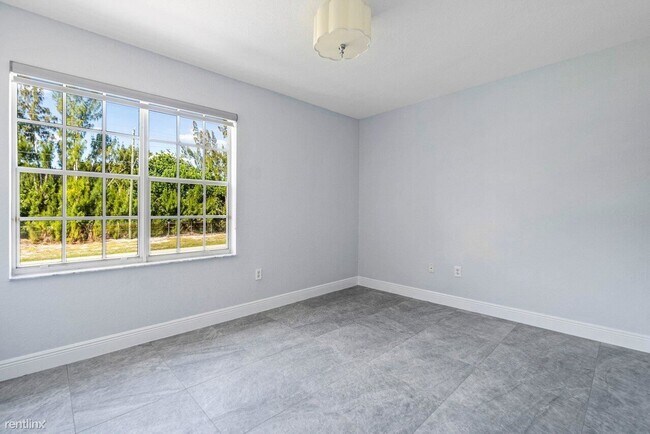 Foto del edificio - 3 br, 2 bath House - 2110 Belmont Pl