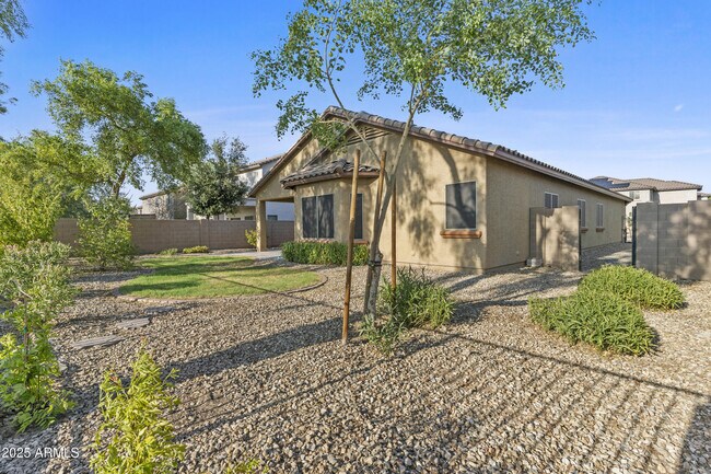 Foto del edificio - 8512 S 56th Ln
