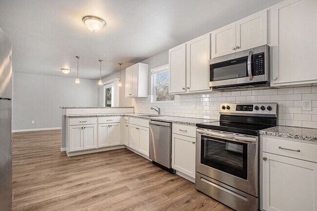 Foto del edificio - 59698 Glidden St