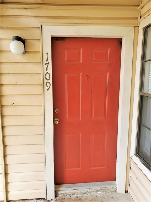 Foto del edificio - 2750 Holly Hall St