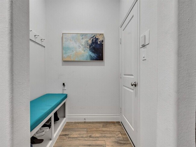 Foto del edificio - 23311 Darst Fld Trl