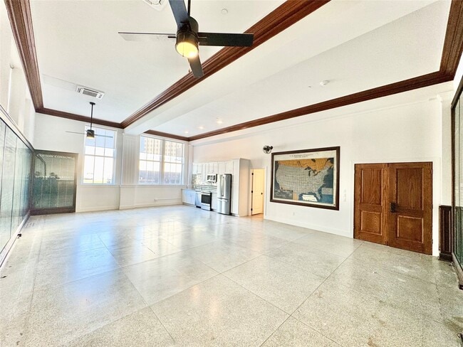 Building Photo - 2102 Mechanic St