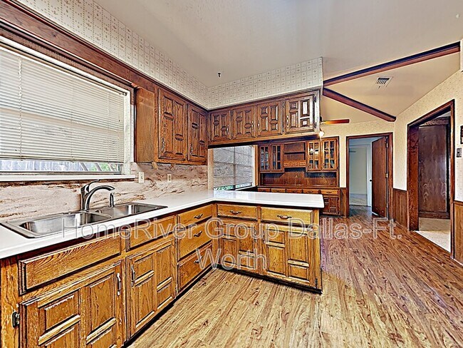 Foto del edificio - 1128 Stratford Dr