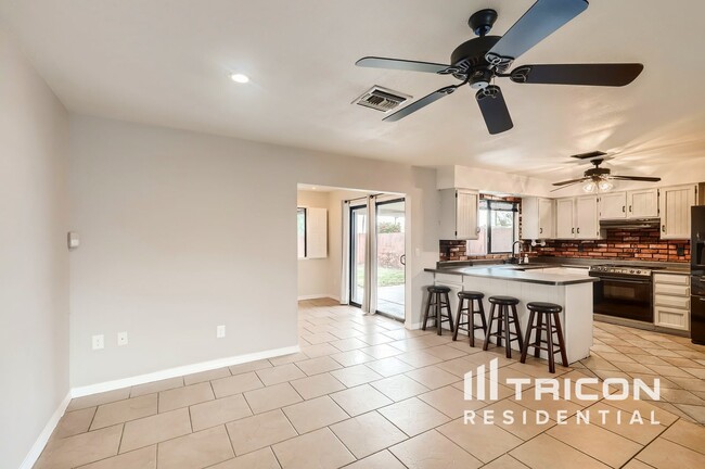 Foto del edificio - 2108 W Hermosa Dr