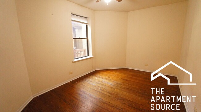 Foto del edificio - 3149 W Medill Ave