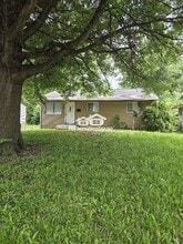 Building Photo - 10732 Spring Garden Dr