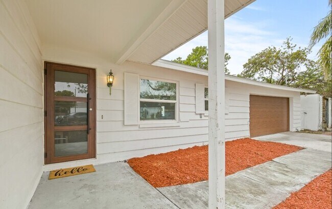 Foto del edificio - Home For Rent in Clearwater Manor!