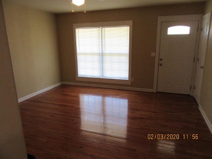 Building Photo - 419 Stonewall Dr