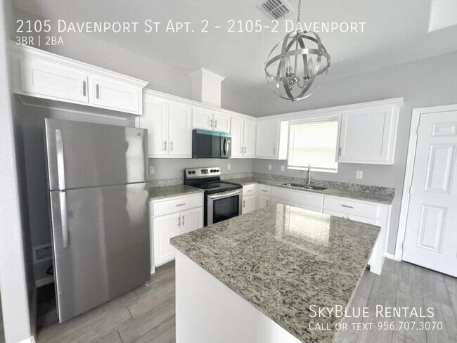 Foto del edificio - 2105 Davenport St