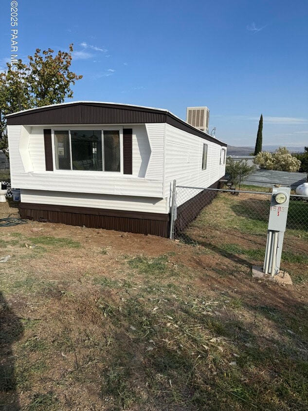 Foto principal - 15835 S Cordes Lakes Dr