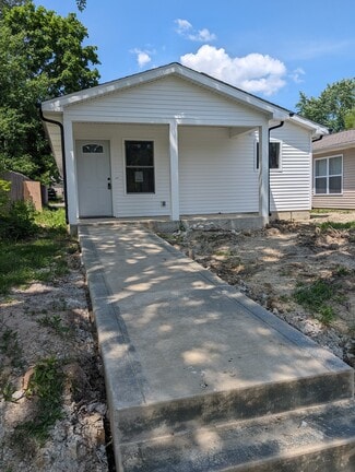 Building Photo - 2421 Dodge Ave