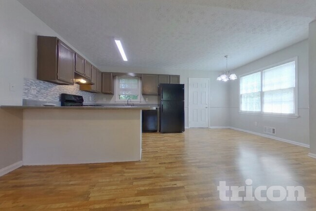Foto del edificio - 237 Sweetwater Pkwy