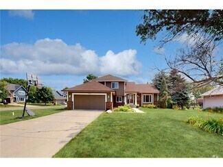 Building Photo - 2079 Woodbridge Way