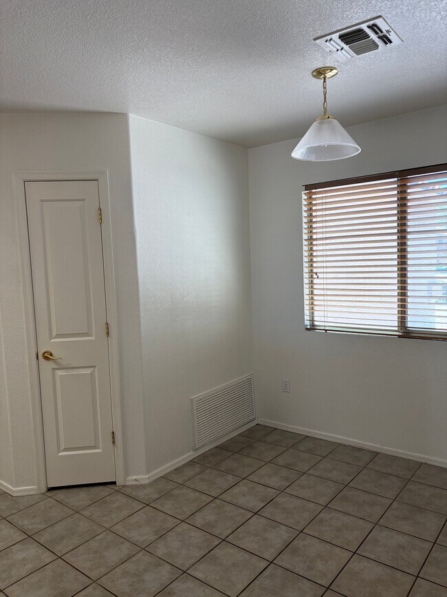 Foto del edificio - 6680 W Brightwater Way