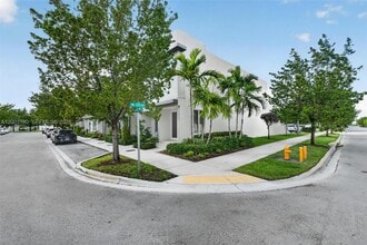 Building Photo - 10363 NW 63rd Terrace