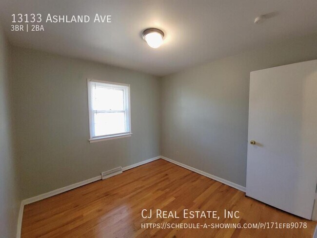 Building Photo - 13133 Ashland Ave