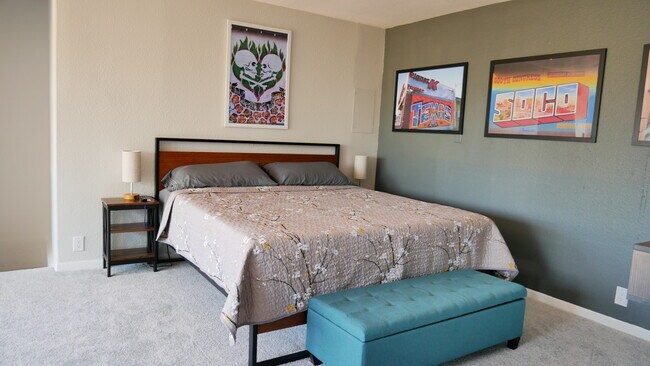 Foto del edificio - 5814 Highland Pass