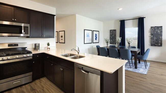 Foto del edificio - 2613 Louris Ln