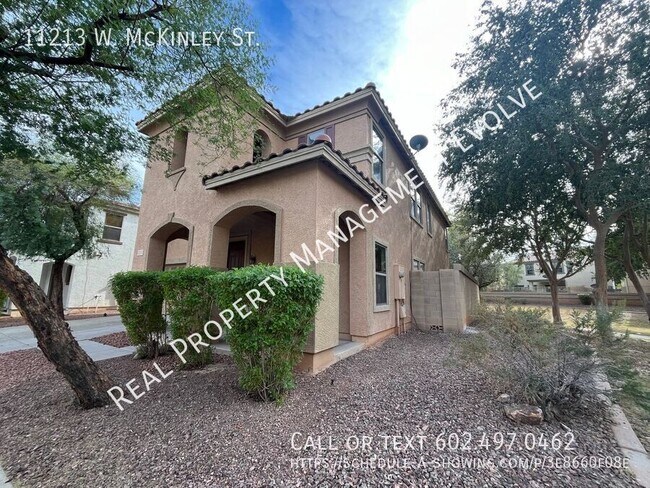 Building Photo - Fully Updated Avondale Home