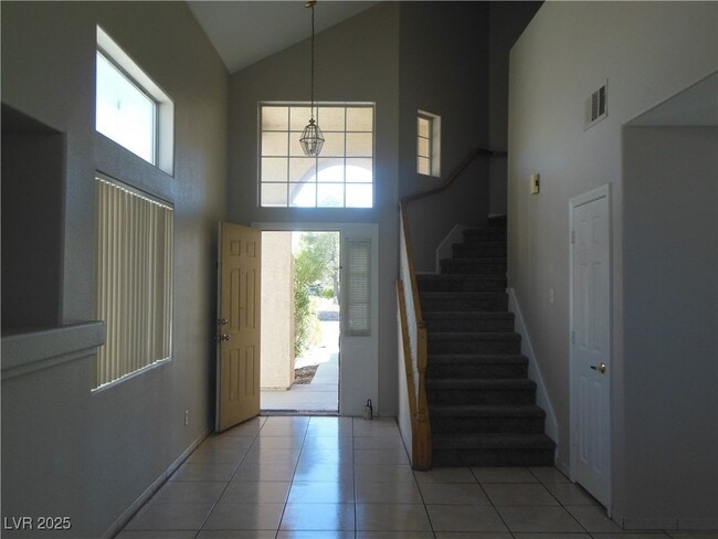 Foto del edificio - 8284 W Rochelle Ave