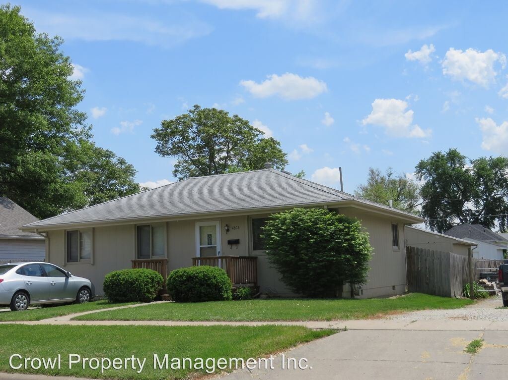 Primary Photo - 3 br, 1 bath House - 1805 Ave C
