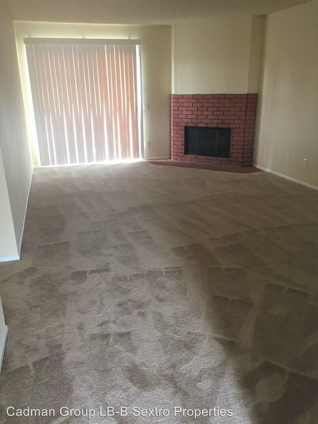 Foto del edificio - 460 Almond Ave