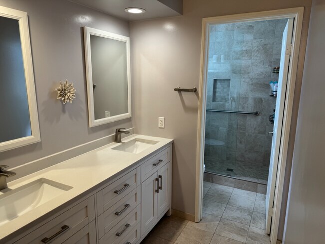 Foto del edificio - 44150 Calico Cir