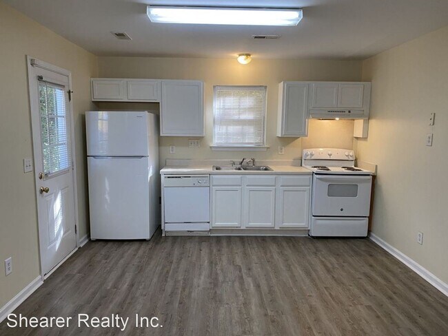 Building Photo - 4 br, 2 bath House - 3609 Ellington Street