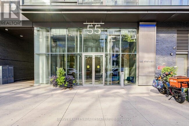 Building Photo - 55 Stewart St