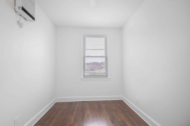 Foto del edificio - 3930 10th St NE