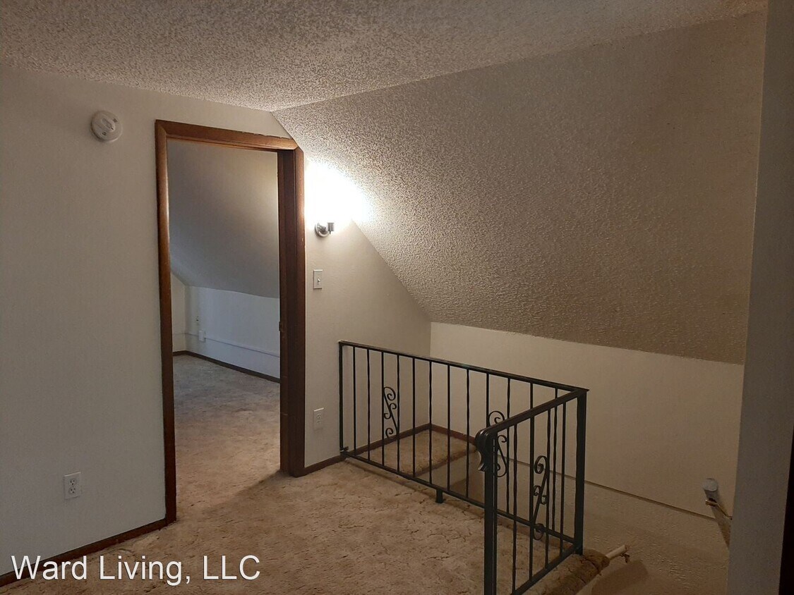 Primary Photo - 2 br, 1 bath House - 726 East 5th Street