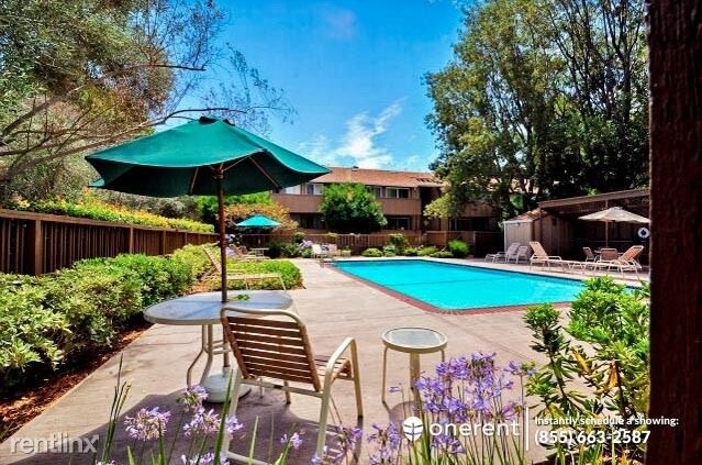 Building Photo - 2 br, 1 bath Condo - 2468 W Bayshore Rd Apt 5