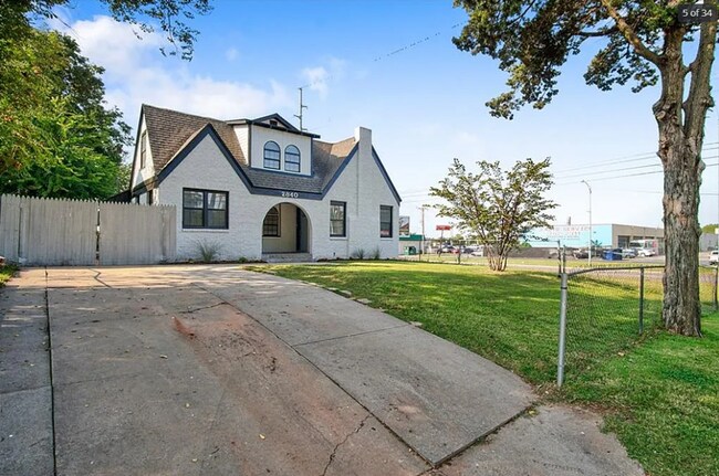 Foto del edificio - TAKE A LOOK AT YOUR NEW HOME COMING AVAILABLE