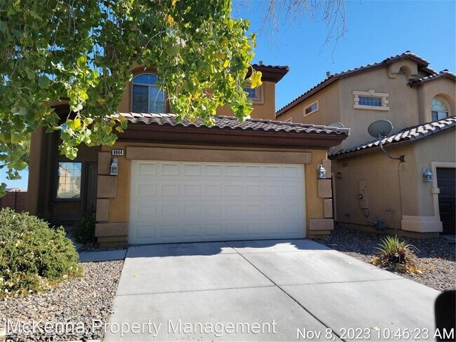 Building Photo - 3 br, 2.5 bath House - 8044 Union Pacific St