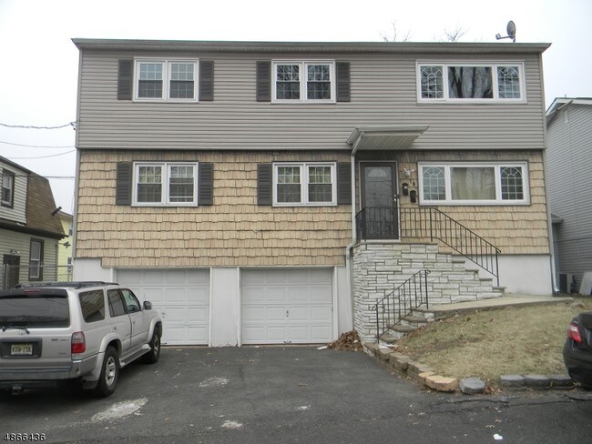 Building Photo - 16 Bertha Ave
