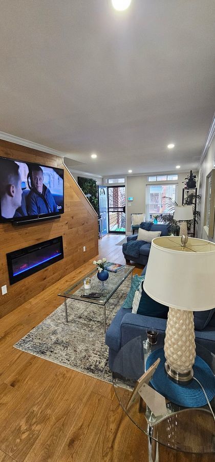 Foto del edificio - 2100 Cliftwood Ave