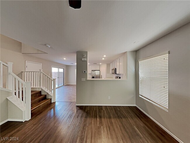 Building Photo - 740 Loughton St