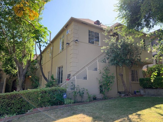 Exterior - 2816 Waverly Dr