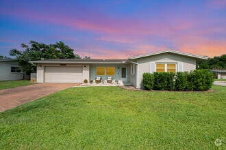 Building Photo - 4885 Santa Rosa Ave