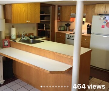 Building Photo - 609 12th St SW