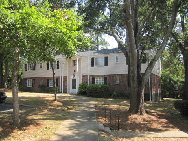 Building Photo - 106 Concord Ave