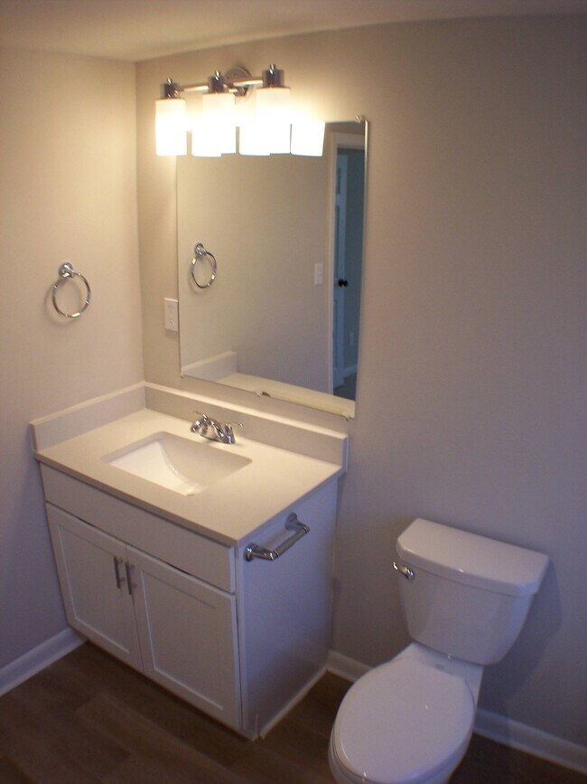 Dover Heights Apartments in Acton, MA