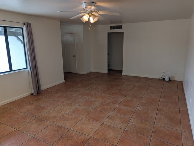 Building Photo - 1857 E Palmcroft Dr